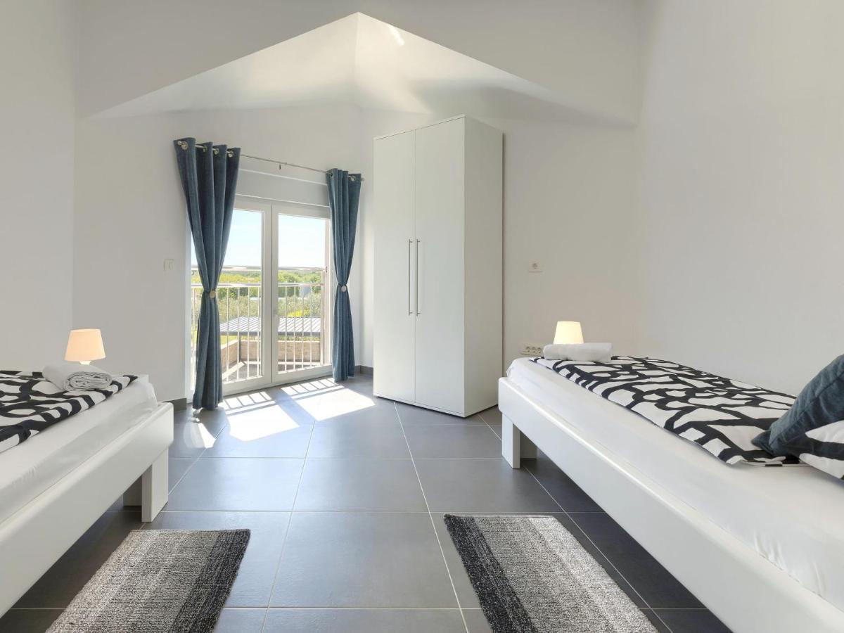 Holiday Home Villa Gocci By Interhome Kmeti Екстер'єр фото
