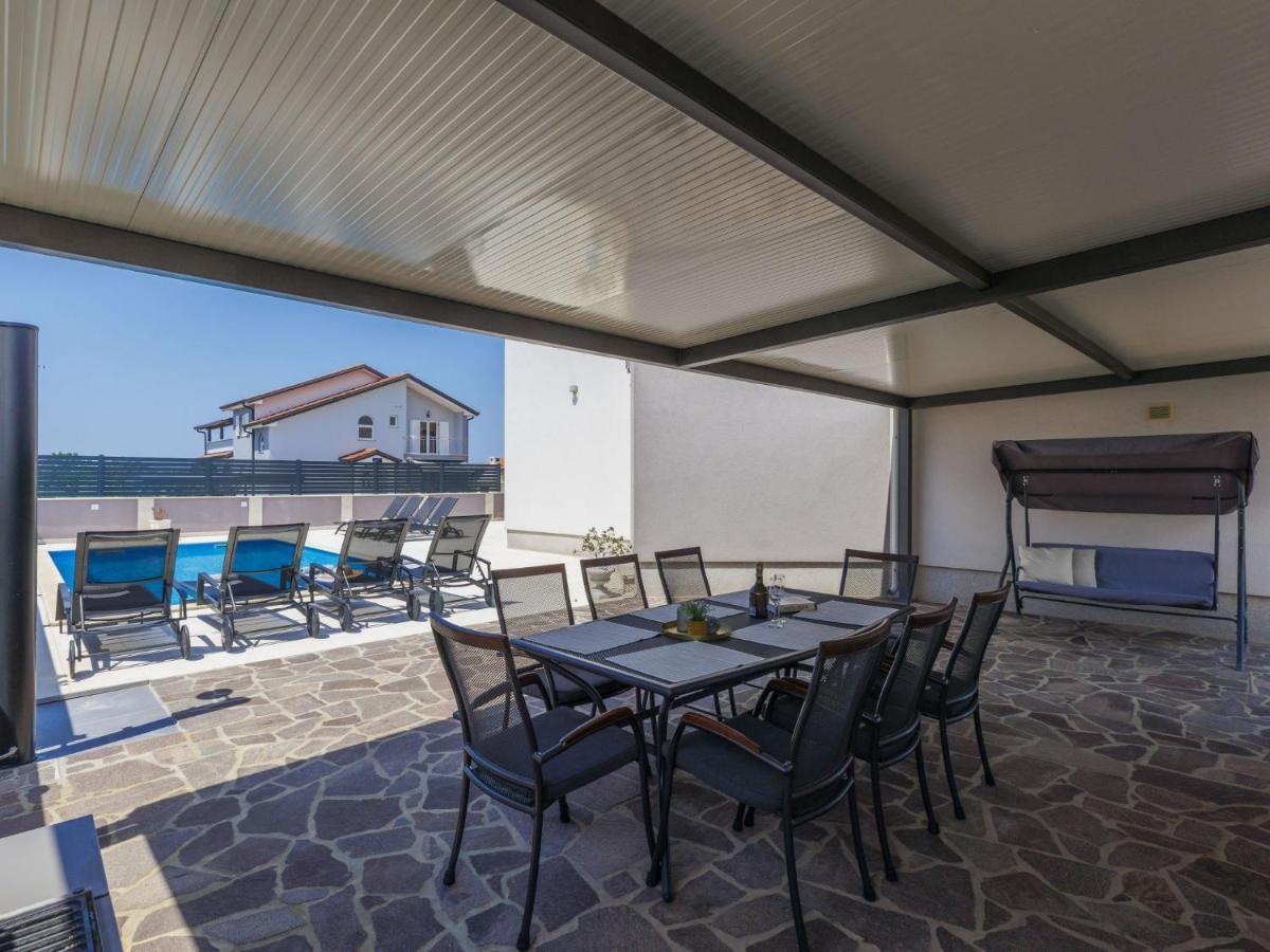 Holiday Home Villa Gocci By Interhome Kmeti Екстер'єр фото